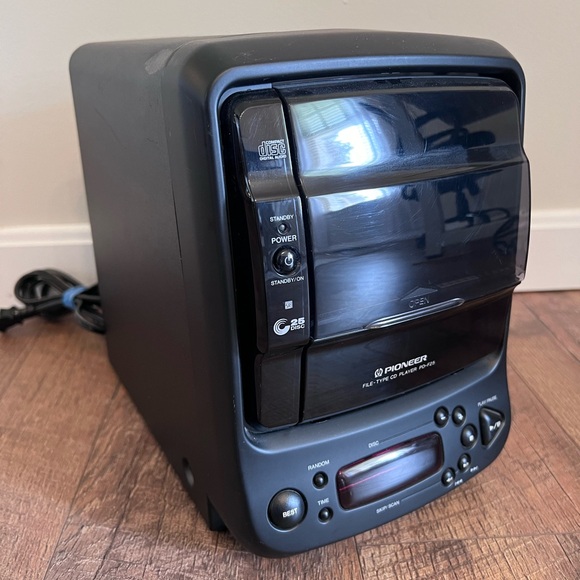 Japanese Pioneer File Type 25 Disc CD Player/Changer PD-F25 1996 Rare - Tested - Picture 1 of 16